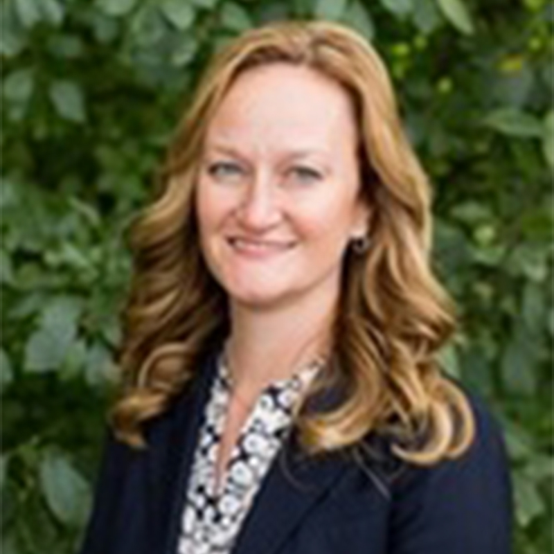 Erica Vonk headshot