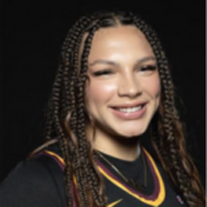 KaLynn Irey headshot