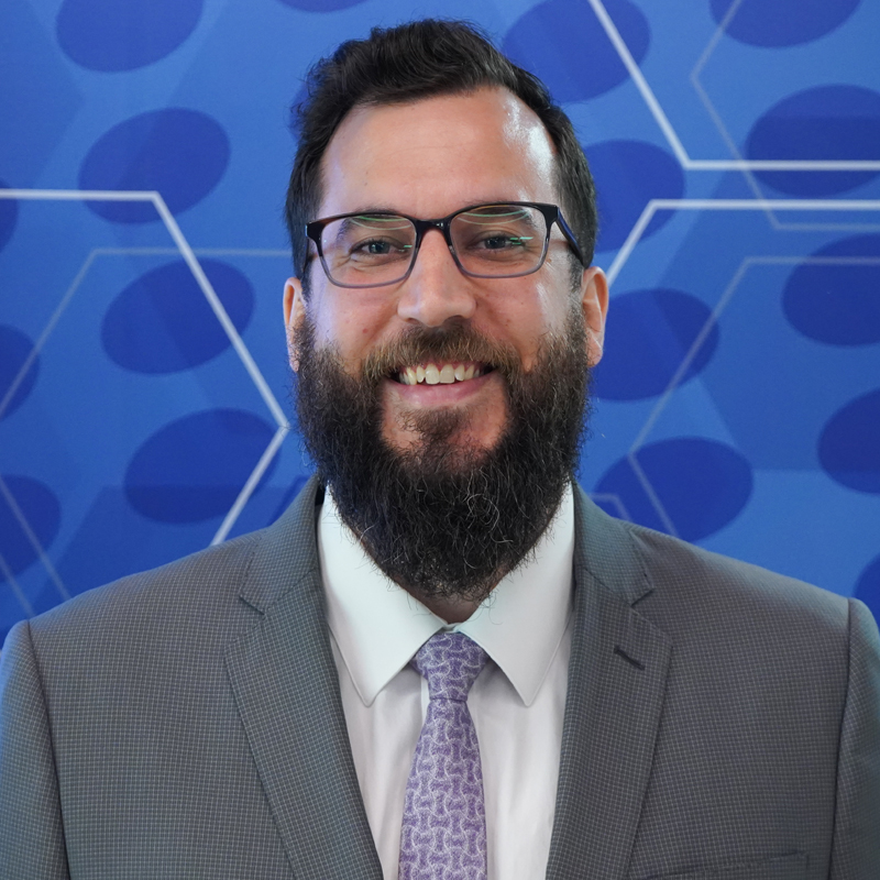 garrett seelinger headshot