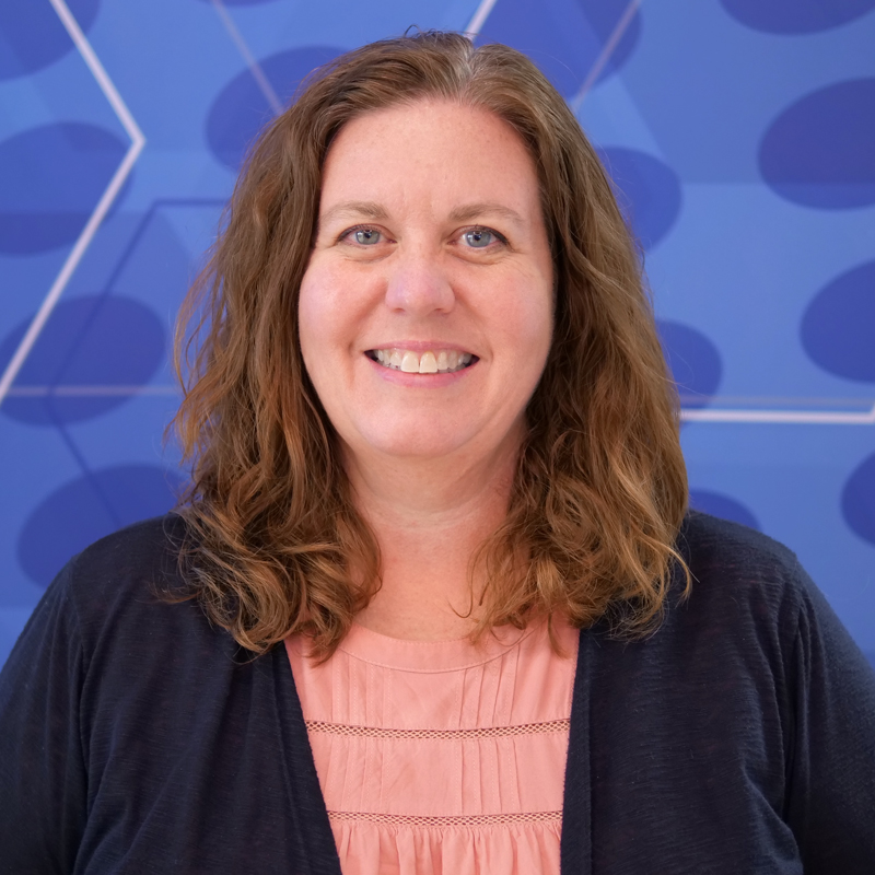 lori hemphill headshot